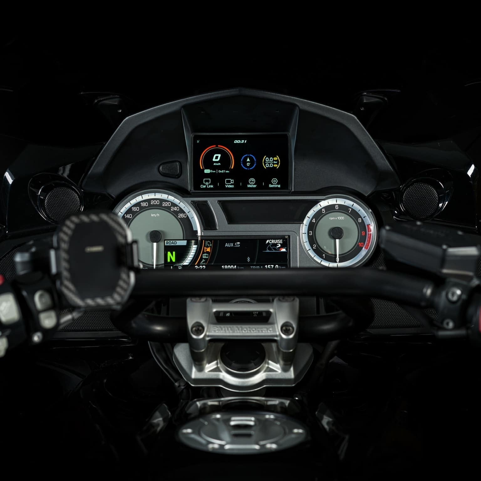 Chigee BMW Lossless Installation Mount For R1200RT/R1250RT/K1600