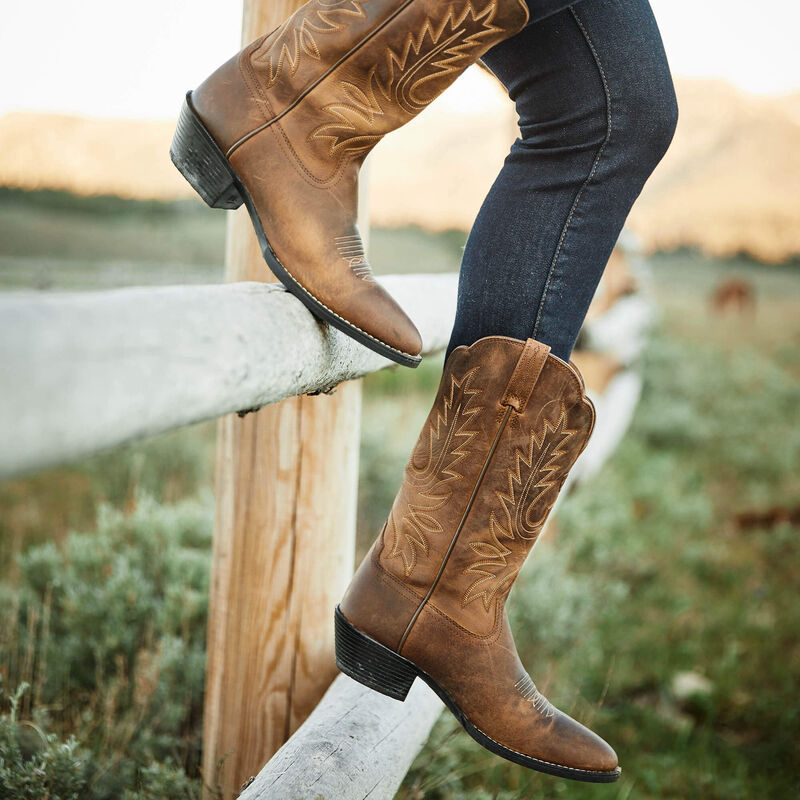 Ariat Womens Heritage R Toe Western Boot