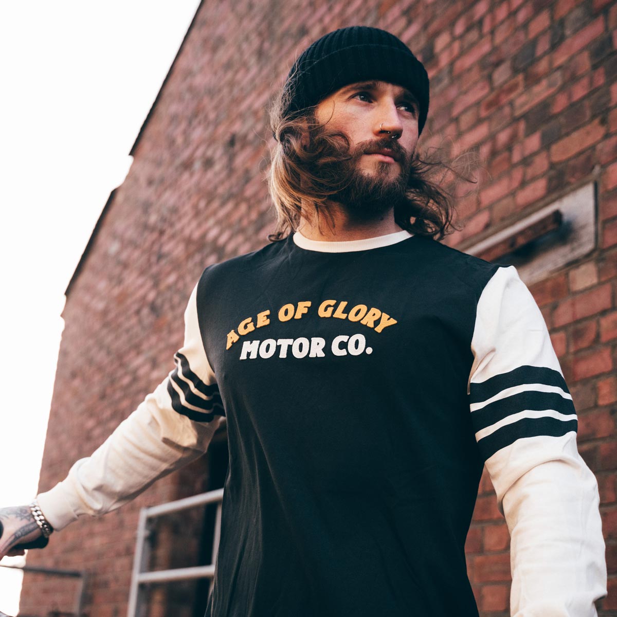 Age of Glory Authentic Raglan Black/Ecru