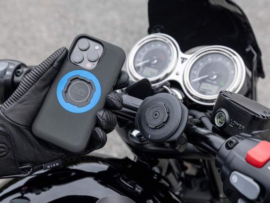 Quad Lock Waterproof Wireless Charging Head 12v - 24v | Quad Lock