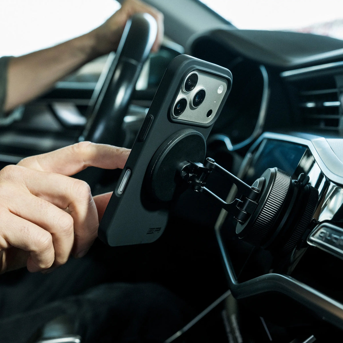 SP Connect Suction Mount Pro
